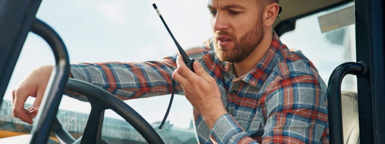 Top Handheld CB Radios for Truckers: Stay Connected on the Road