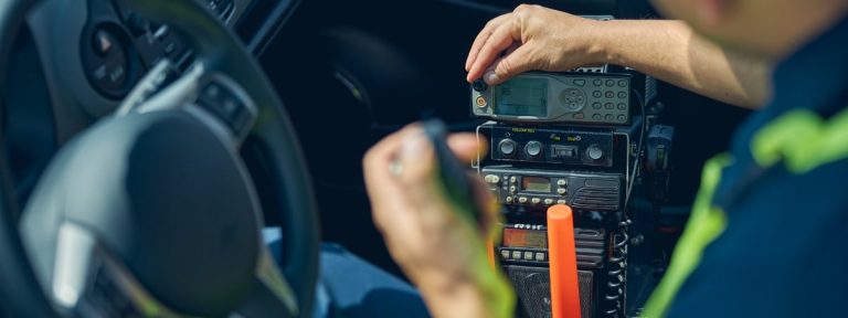 Reliable Mobile Radio Installation in Phoenix
